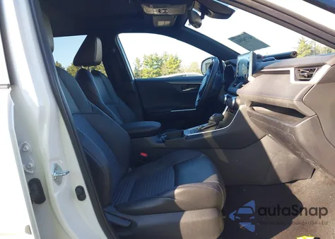 2021 Toyota Rav4 Hybrid Xse from USA, damaged, VIN 4T3E6RFV8MU061075